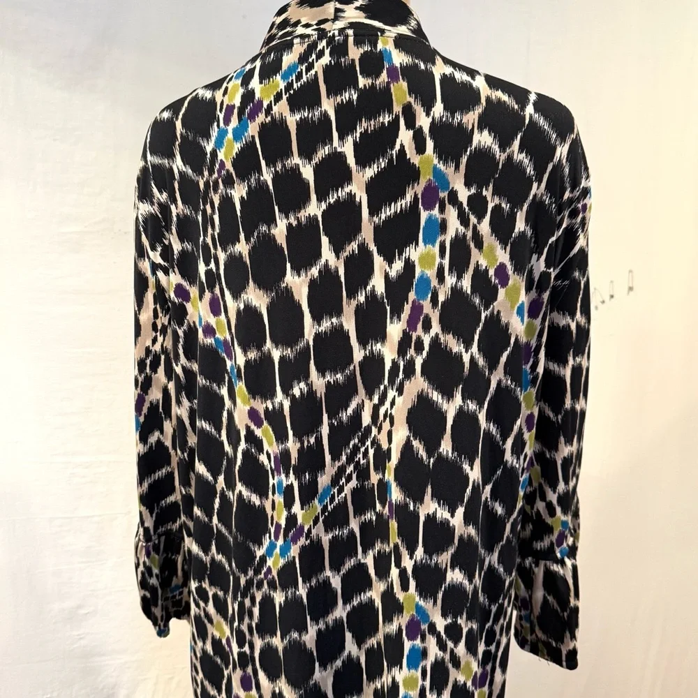 Antthony Original Patterned Robe. Open front - Picture 5 of 8